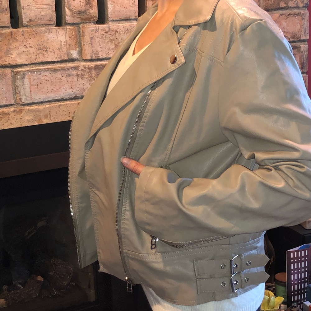 Thread & Supply Jacket - Picture 5 of 16